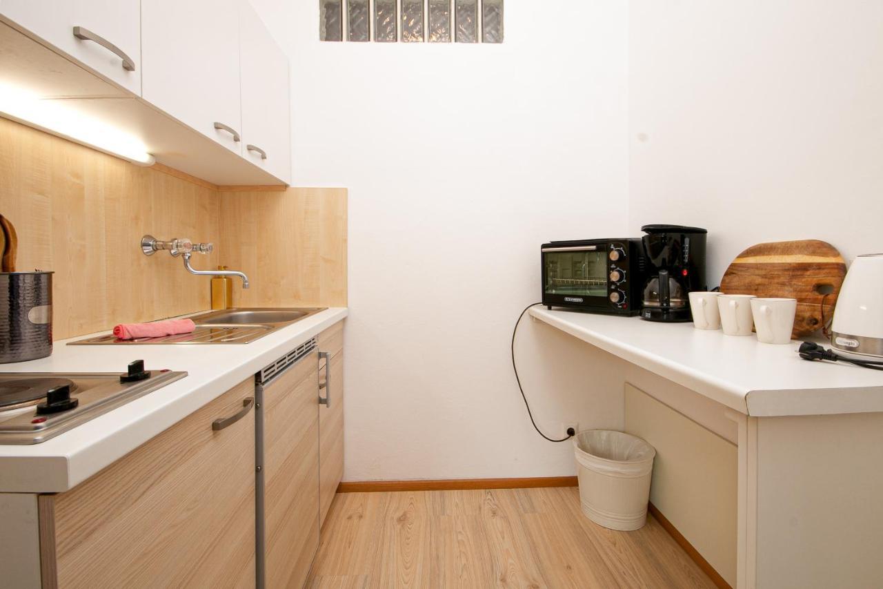 Schickes Boutique-Apartment, Zentral In Messe-& Bahnhofsnaehe, Sehr Ruhig & Gratis Parkplatz - Happystay Klagenfurt am Woerthersee Kültér fotó